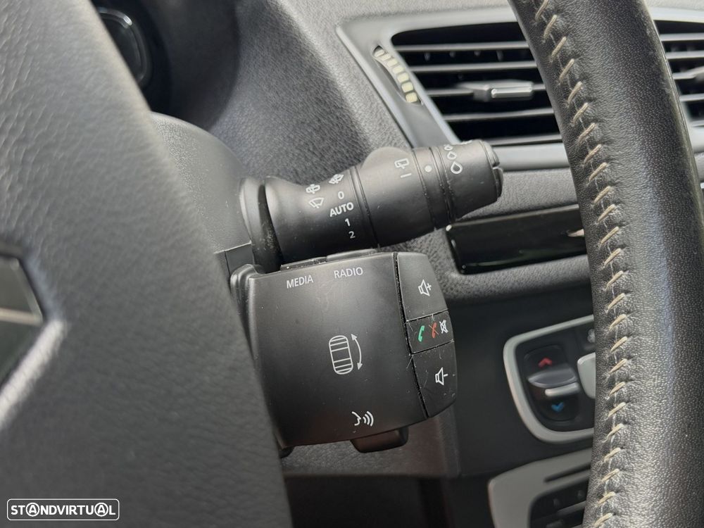 Renault Mégane Sport Tourer 1.6 dCi Bose Edition SS - 26