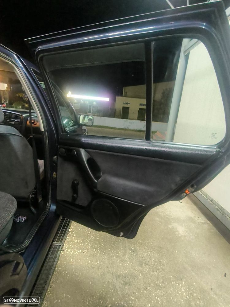 VW Jetta - 12