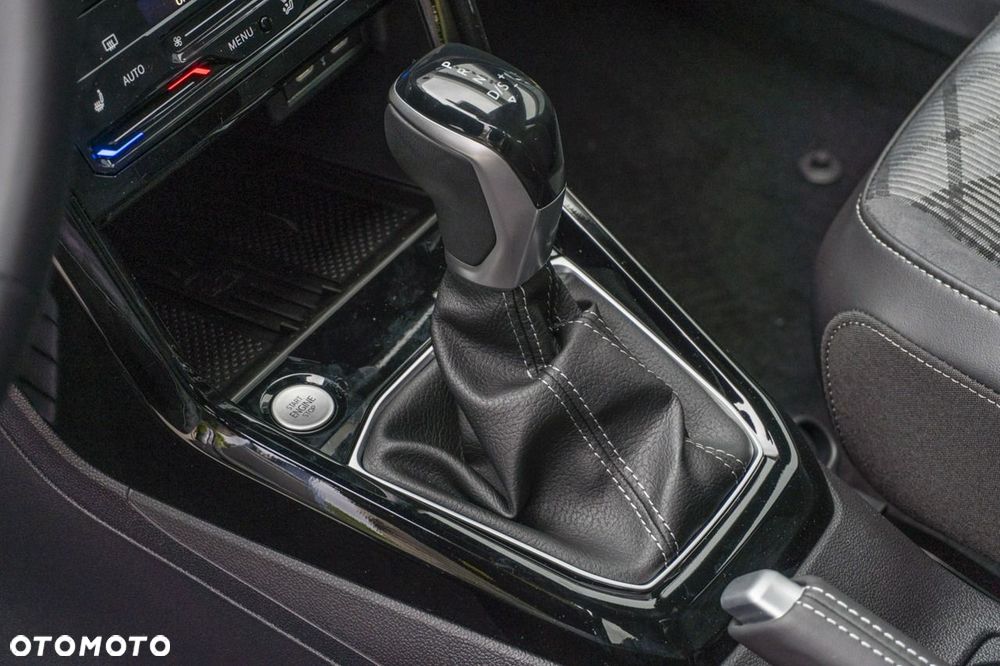 Volkswagen T-Cross - 17