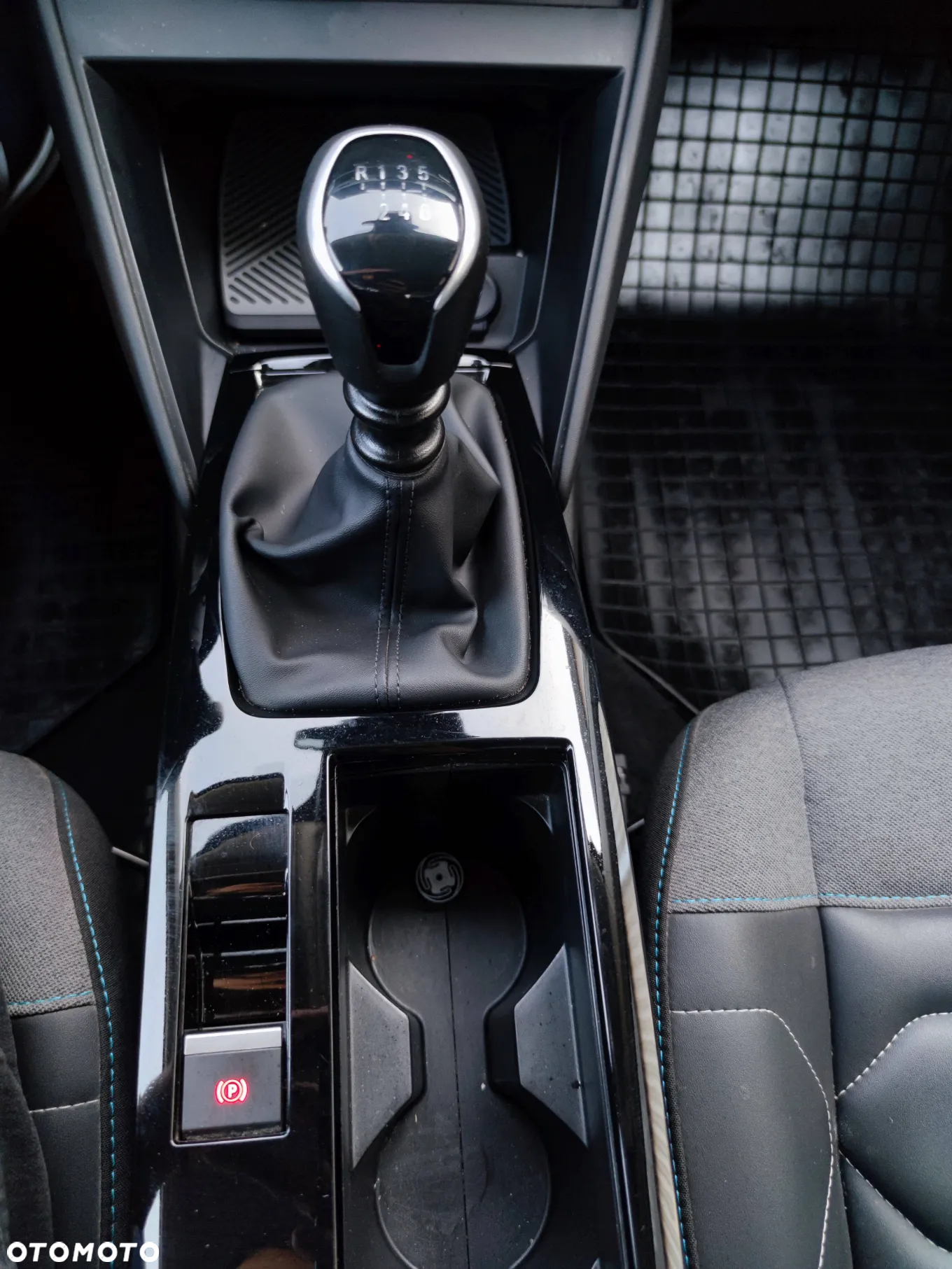Citroën C4 1.5 BlueHDi Shine S&S - 25