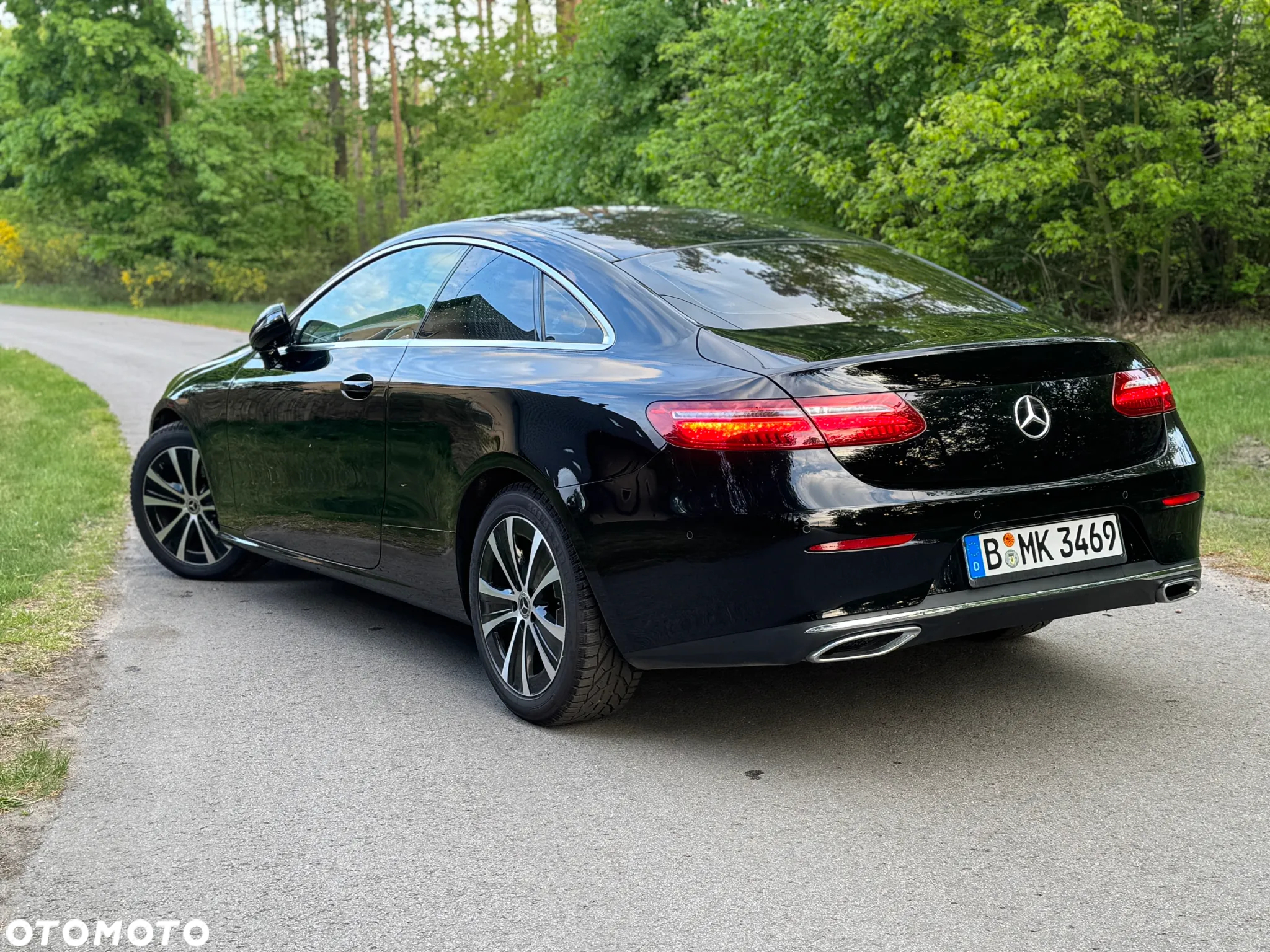 Mercedes-Benz Klasa E 220 d Coupe 9G-TRONIC - 11