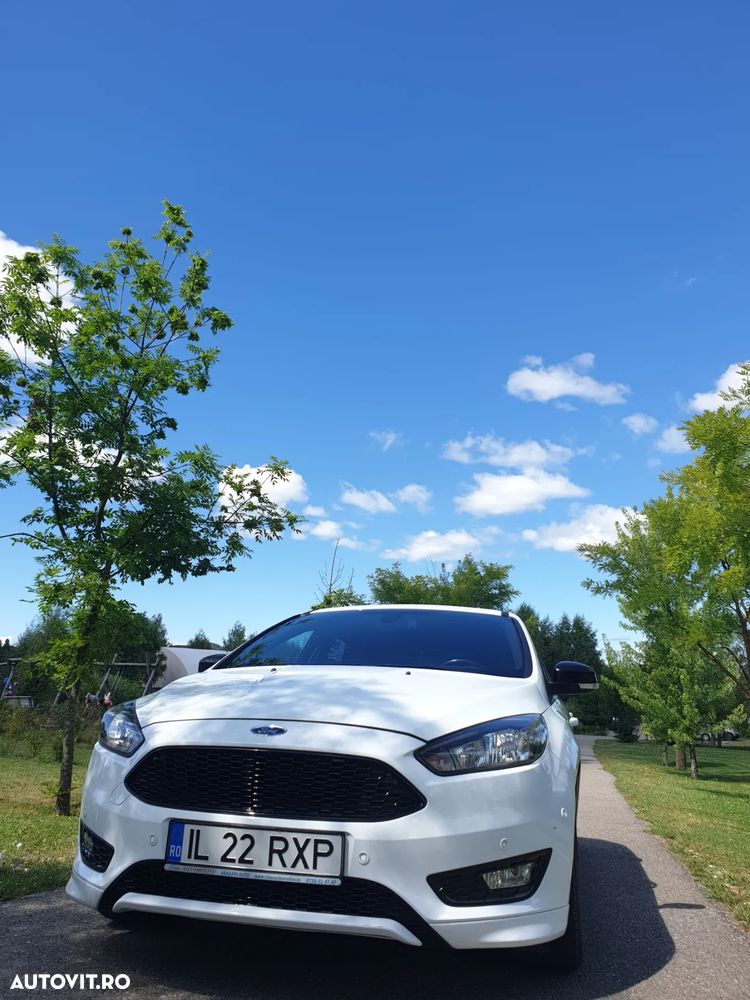 Ford Focus 1.5 Ecoboost ST-Line - 13