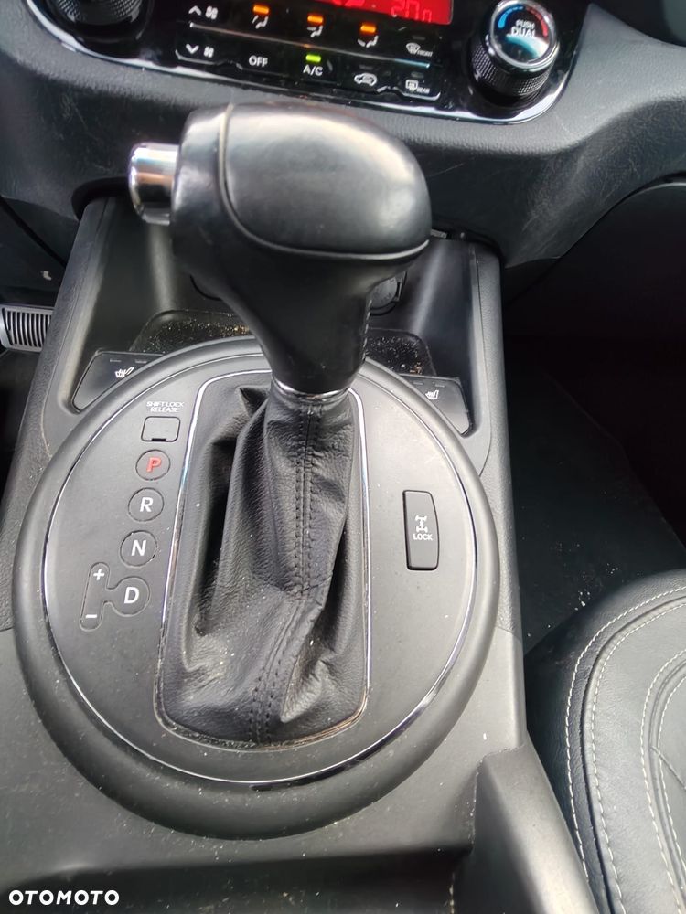 Kia Sportage 2.0 CRDI L AWD - 12
