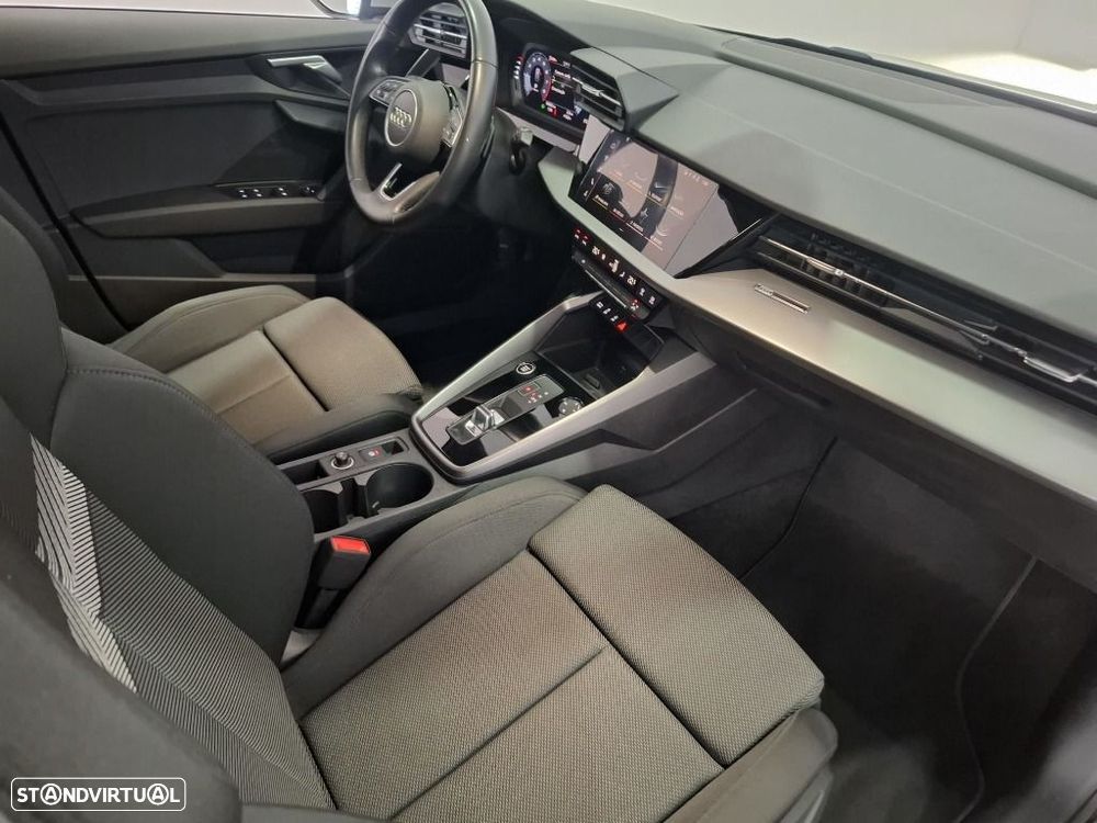 Audi A3 Sportback 30 TFSI Advanced S tronic - 13