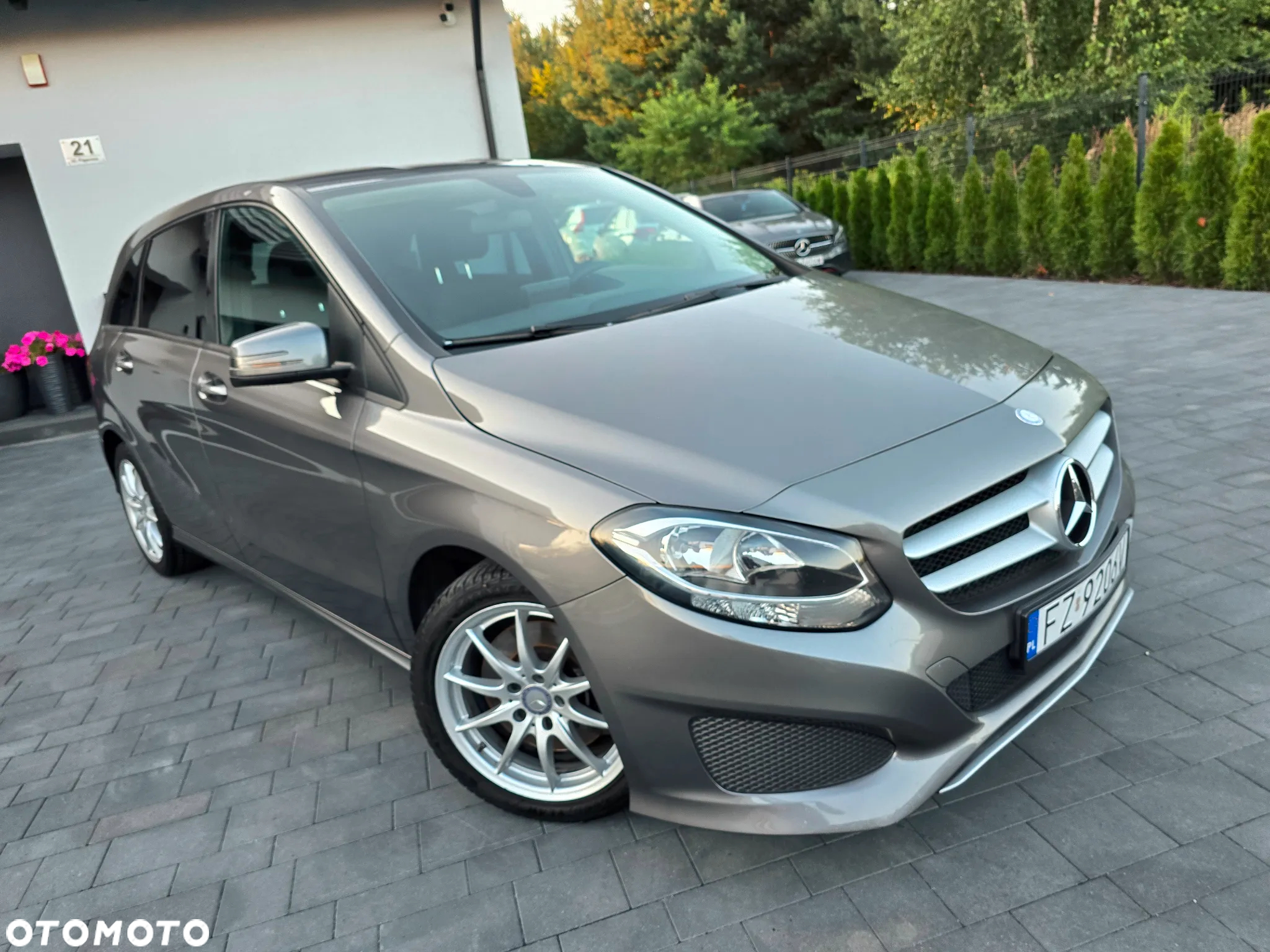 Mercedes-Benz Klasa B 250 7G-DCT Edition - 2