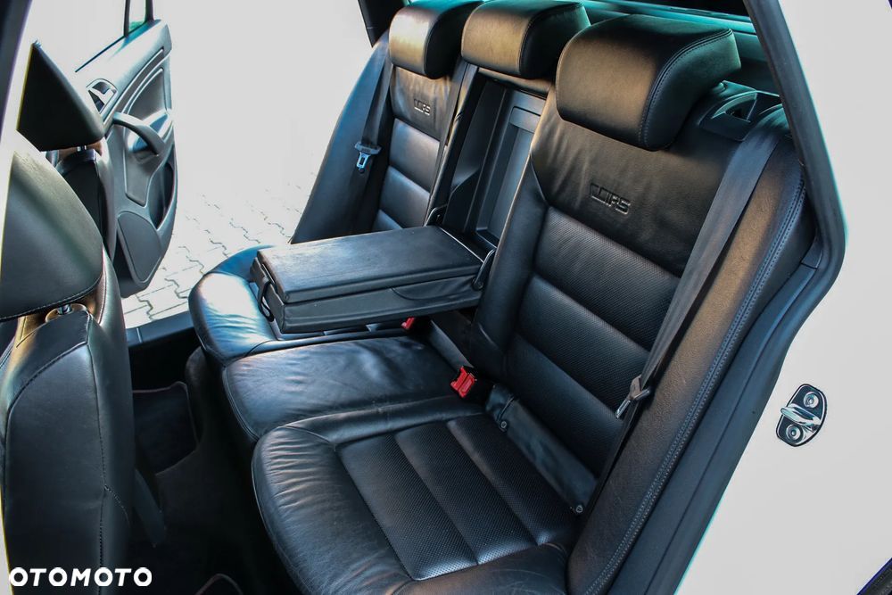 Skoda Octavia Combi 2.0 TDI CR DPF RS - 27