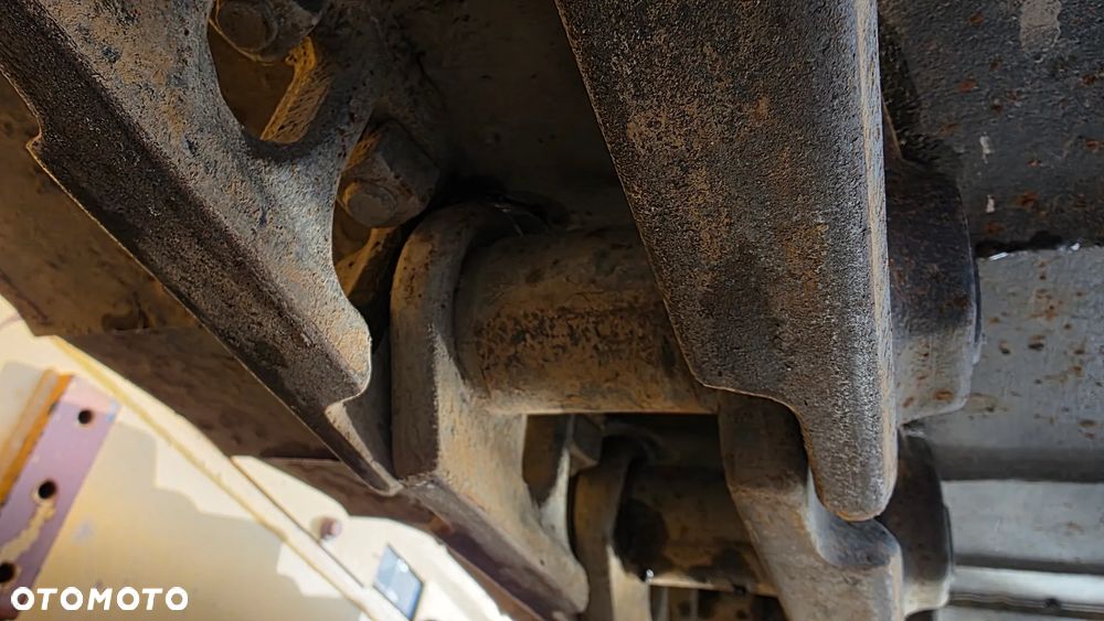 Liebherr PR 712 L - 9