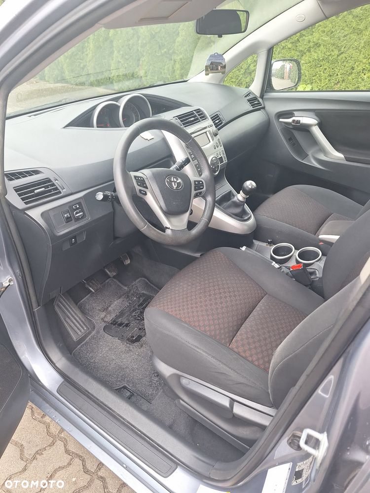 Toyota Verso 2.0 D-4D Sol plus 7os - 12