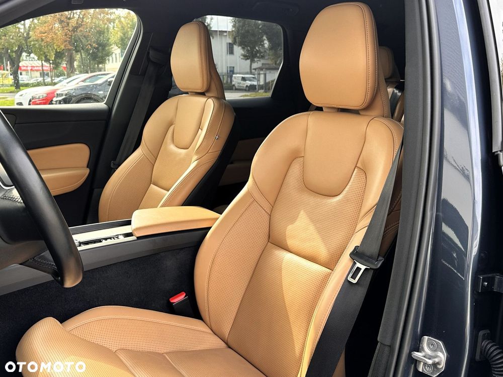 Volvo XC 60 - 20