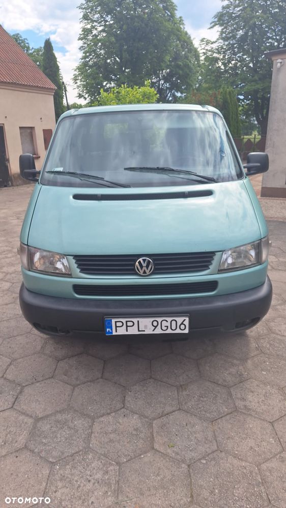 Volkswagen Caravelle - 7
