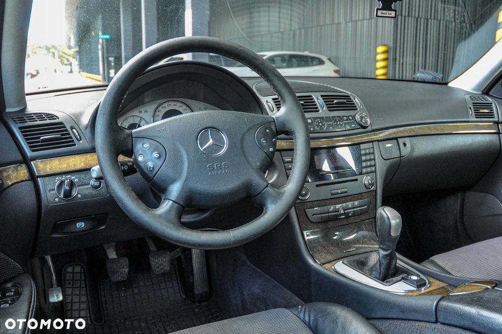 Mercedes-Benz Klasa E 200 Kompressor Avantgarde - 9