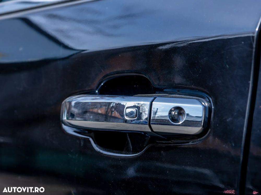 Chevrolet Silverado - 11