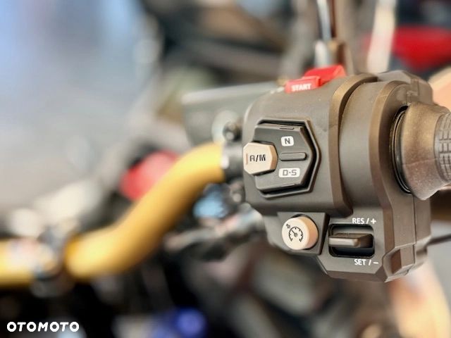 Honda CRF - 9