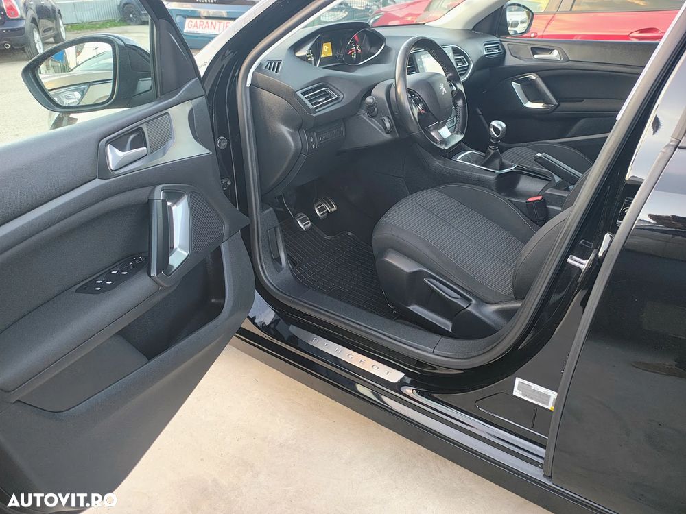 Peugeot 308 BlueHDi 120 Stop & Start Business-Line - 23