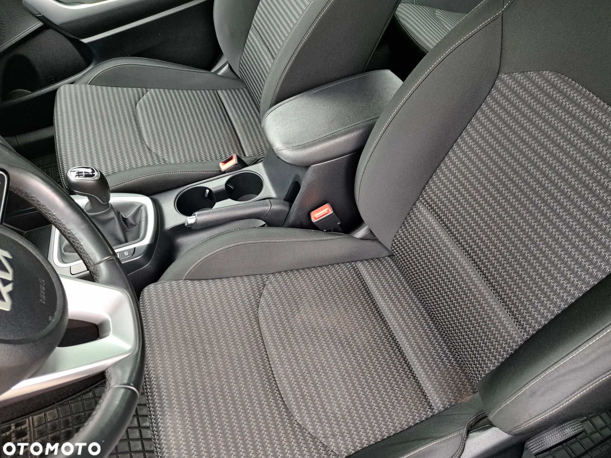 Kia Ceed 1.5 T-GDI M - 15