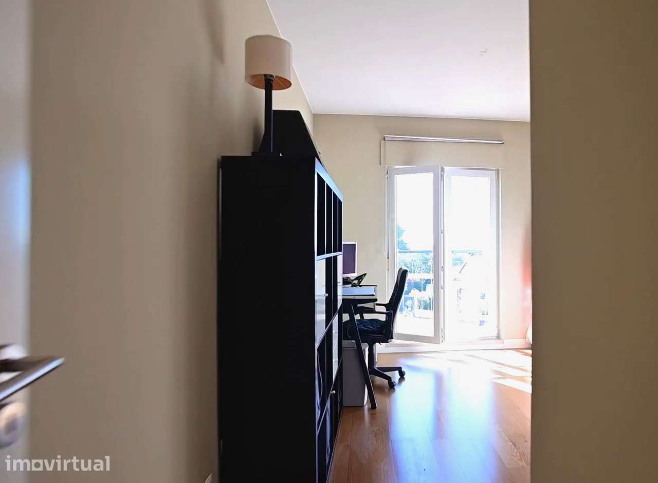 Apartamento T2 em Montijo com varanda e AC - Grande imagem: 5/21
