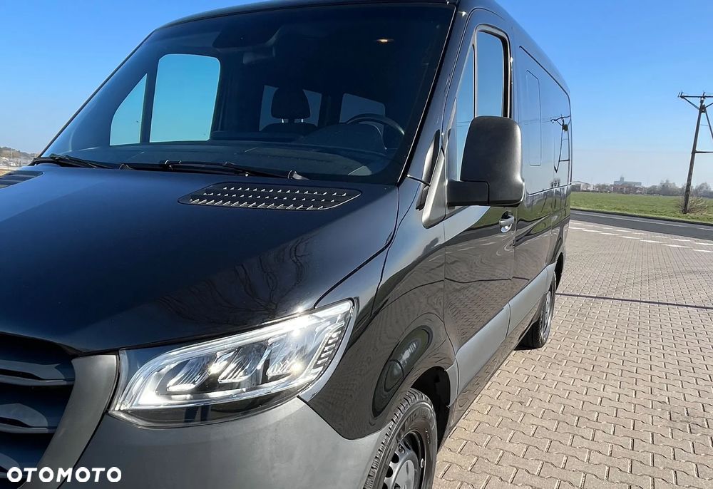 Mercedes-Benz Sprinter - 4
