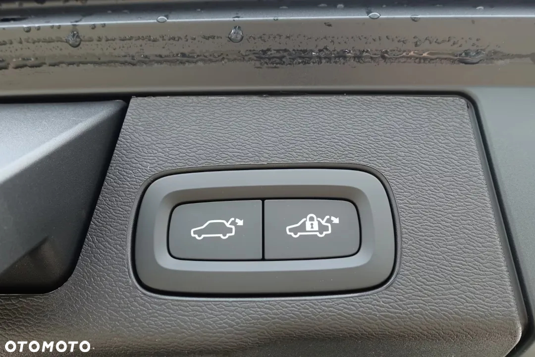 Volvo XC 60 B5 B AWD Core - 24