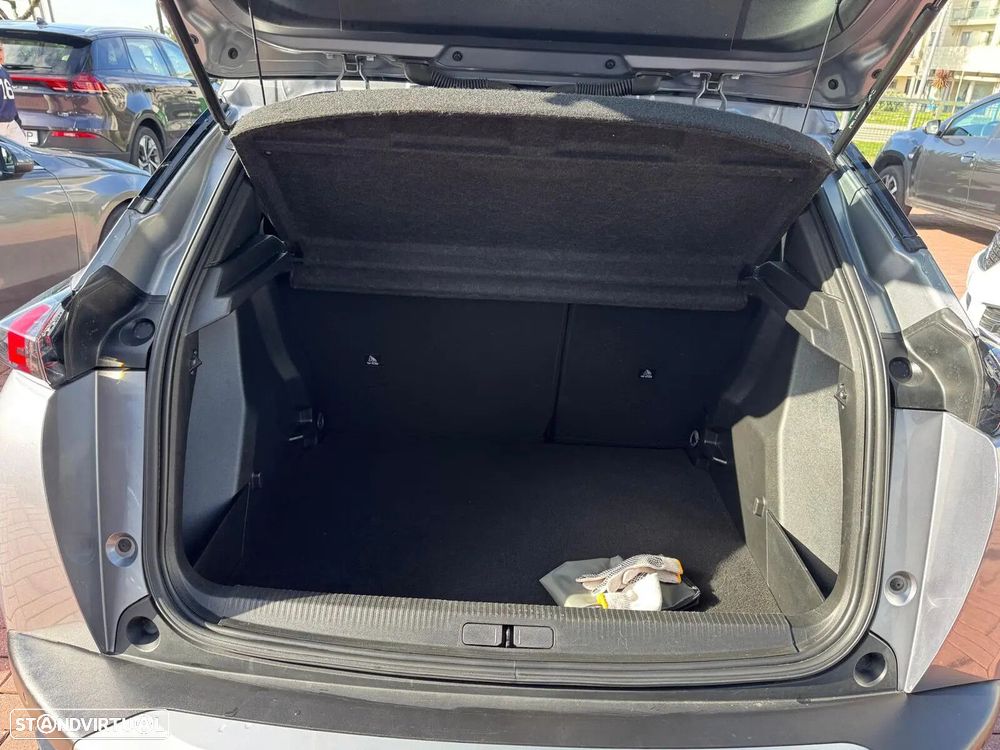 Peugeot 2008 1.2 PureTech Style - 11