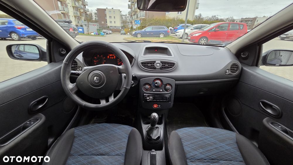 Renault Clio 1.2 16V Alize - 4