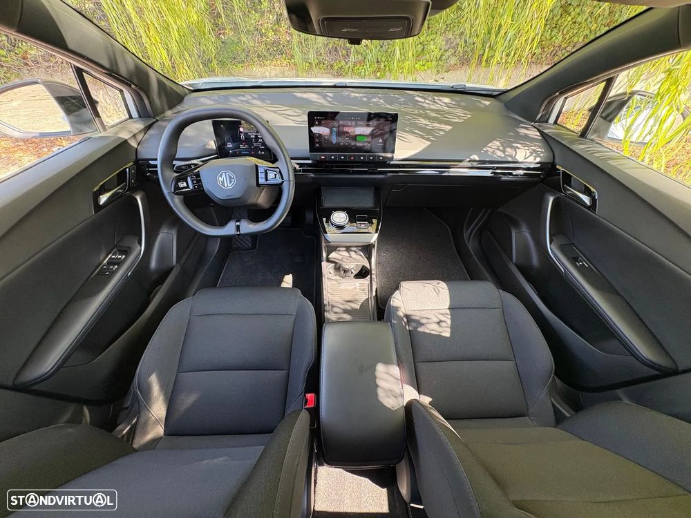 MG MG4 51 kWh Standard - 17