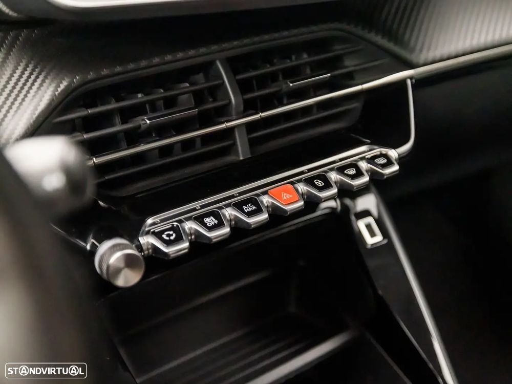 Peugeot 2008 PureTech 130 EAT8 Active - 10