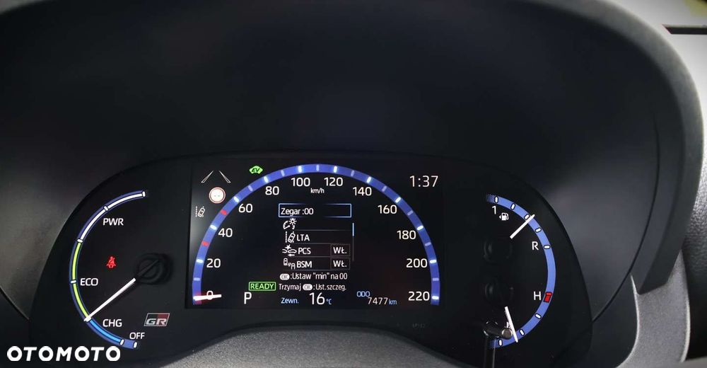 Toyota Yaris Cross - 24
