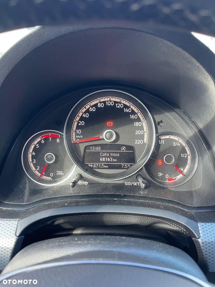 Volkswagen up! Active - 18