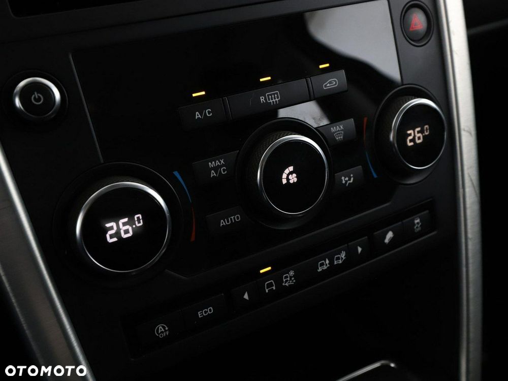 Land Rover Discovery Sport 2.0 TD4 SE - 27