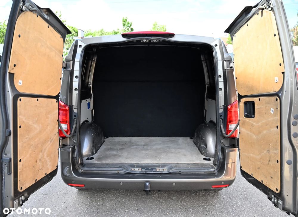 Mercedes-Benz Vito - 36