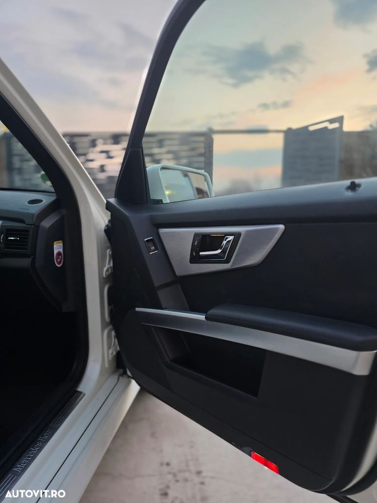 Mercedes-Benz GLK 220 CDI DPF 4Matic BlueEFFICIENCY 7G-TRONIC - 10