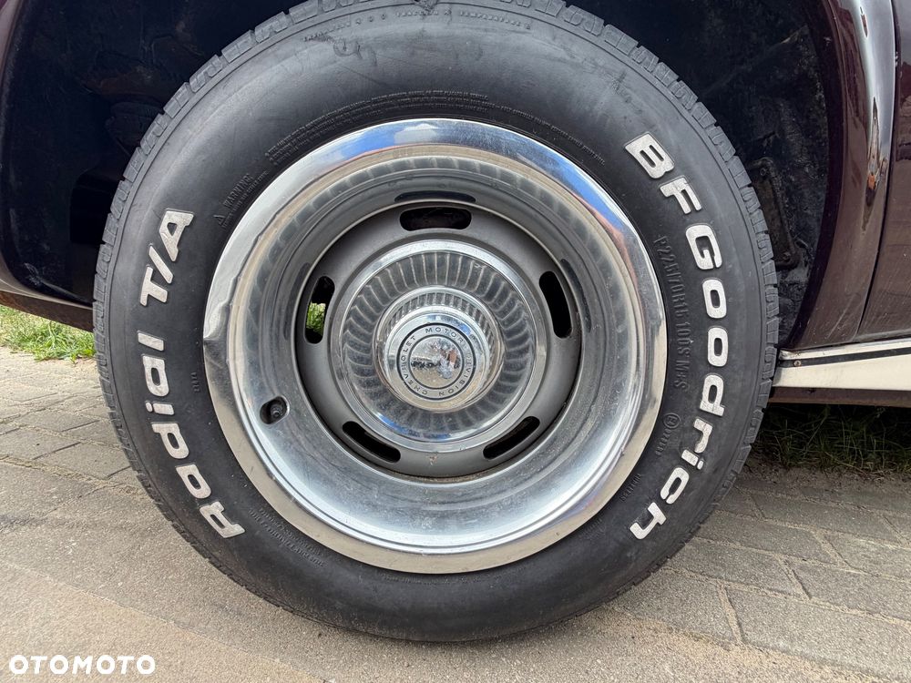 Chevrolet Corvette - 27