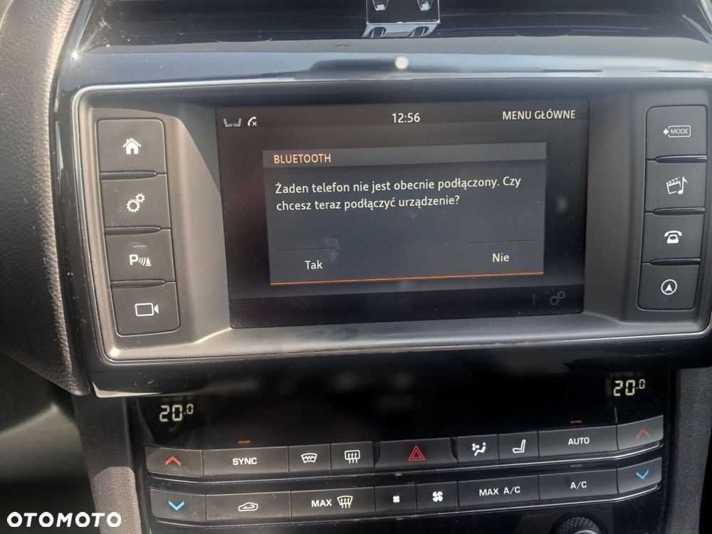 Jaguar F-Pace - 21