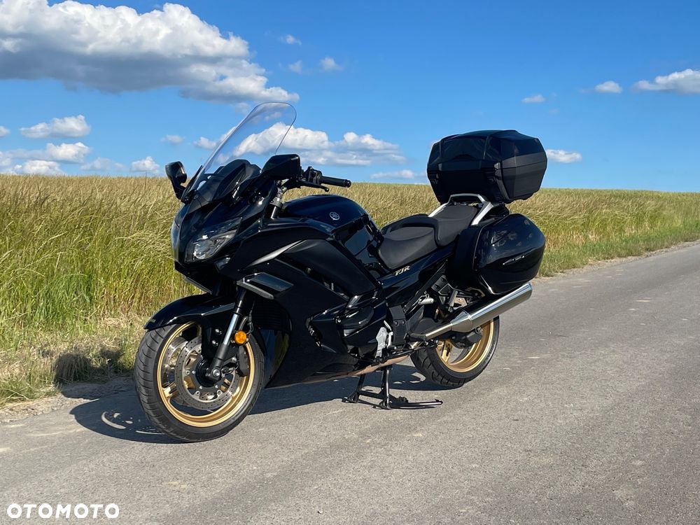 Yamaha FJR - 1