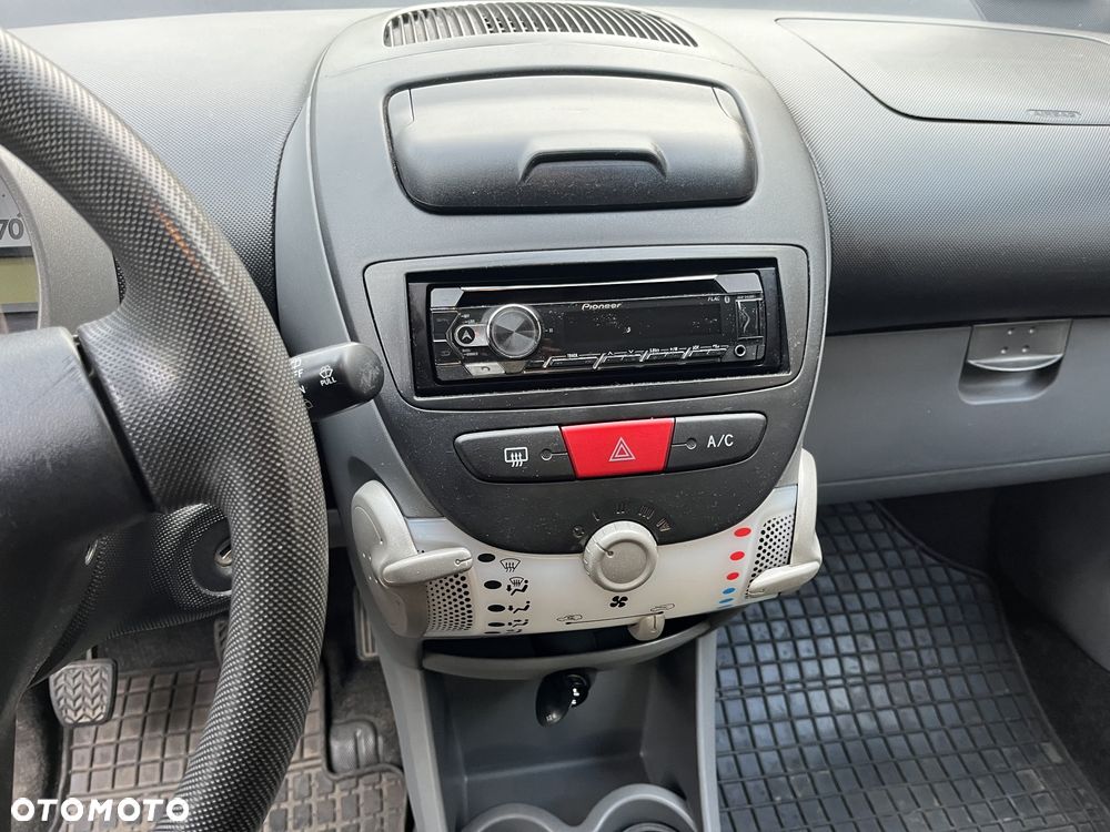 Toyota Aygo 1.0 VVT-i Terra A/C - 6