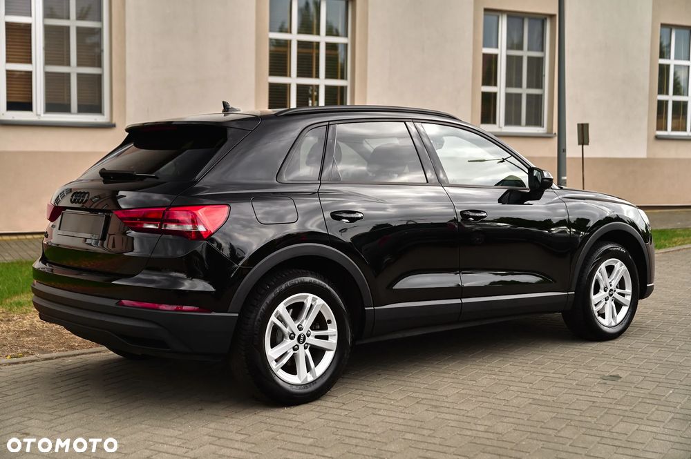 Audi Q3 35 TFSI S tronic - 14