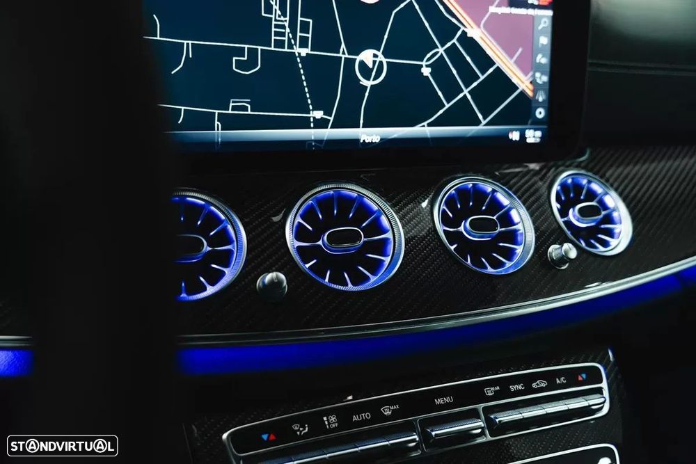 Mercedes-Benz E 63 AMG S 4-Matic+ - 24
