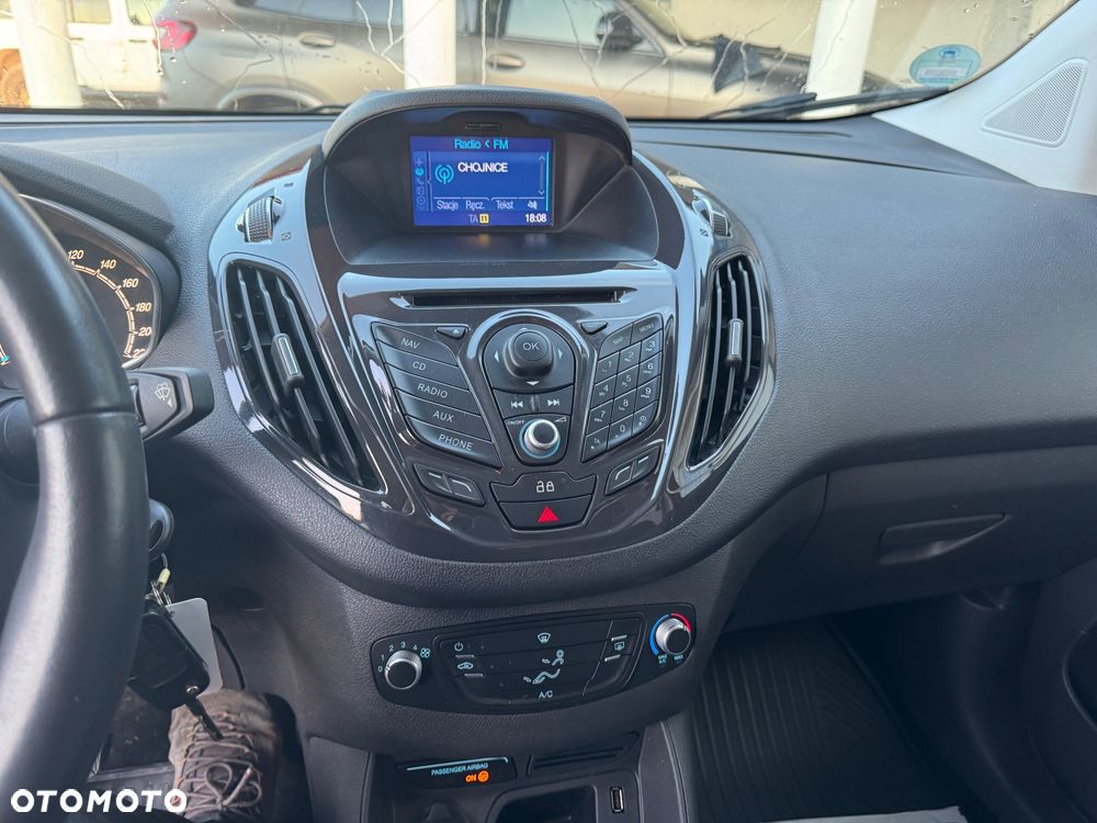 Ford Tourneo Courier 1.0 EcoBoost Titanium - 13