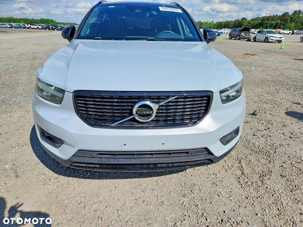 Volvo XC 40 - 2