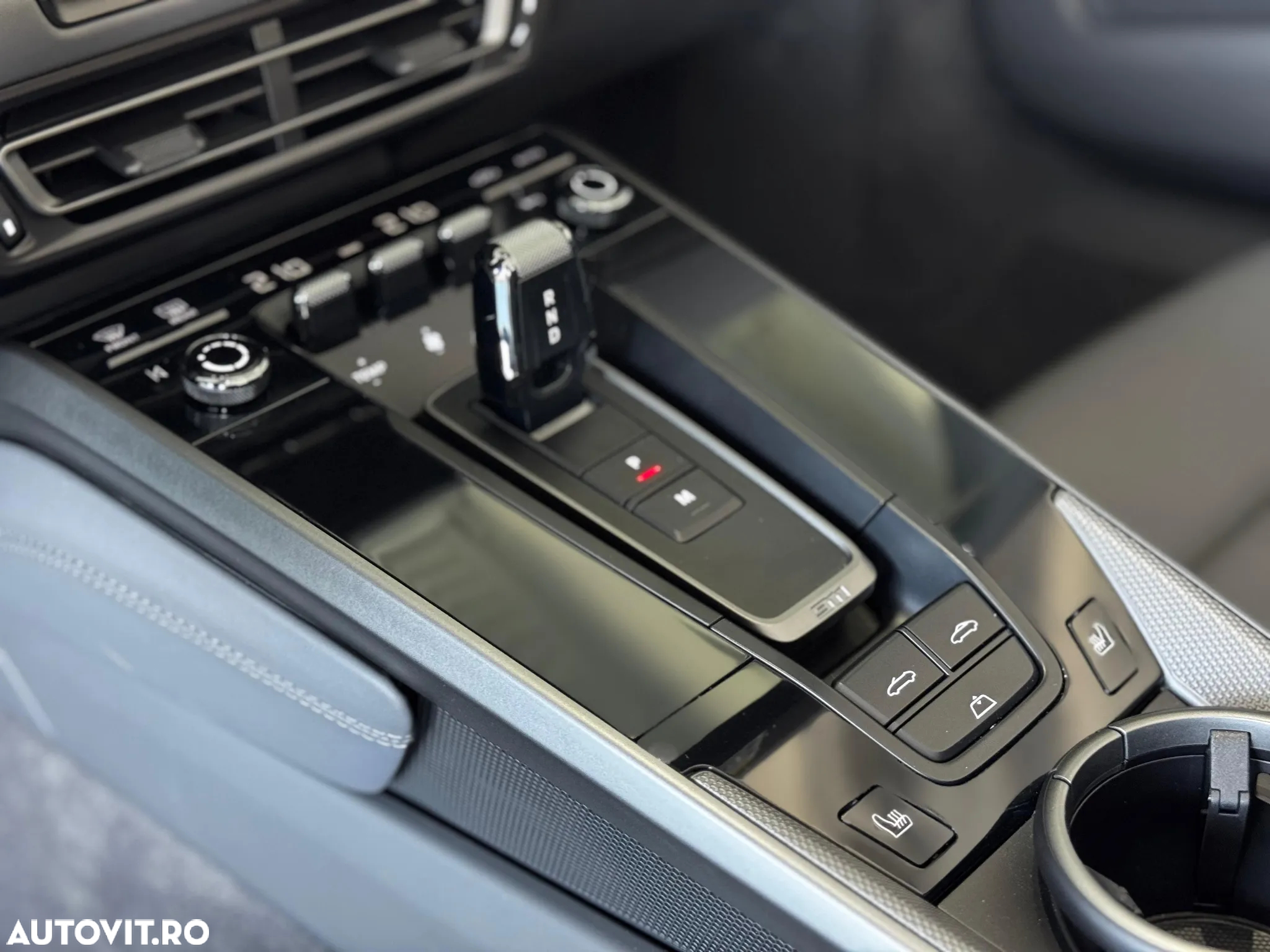 Porsche 911 Carrera 4S Cabriolet PDK - 22