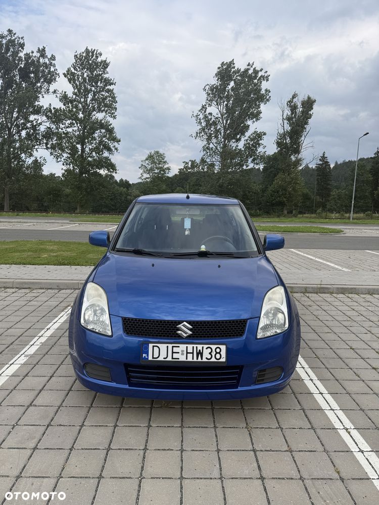 Suzuki Swift - 2