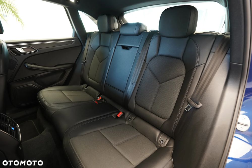 Porsche Macan - 11