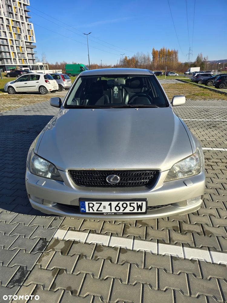 Lexus IS 300 Elegance - 5