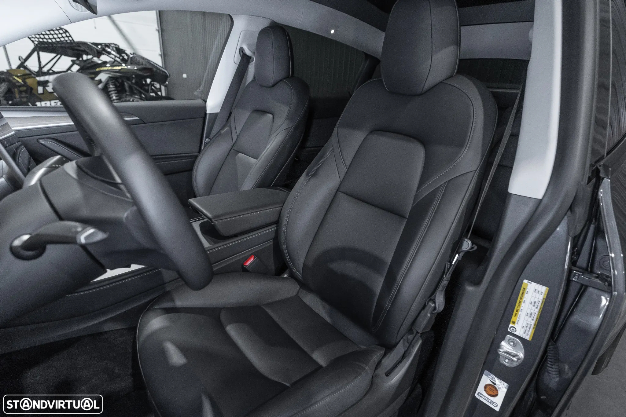 Tesla Model Y Long Range Dual Motor AWD - 21