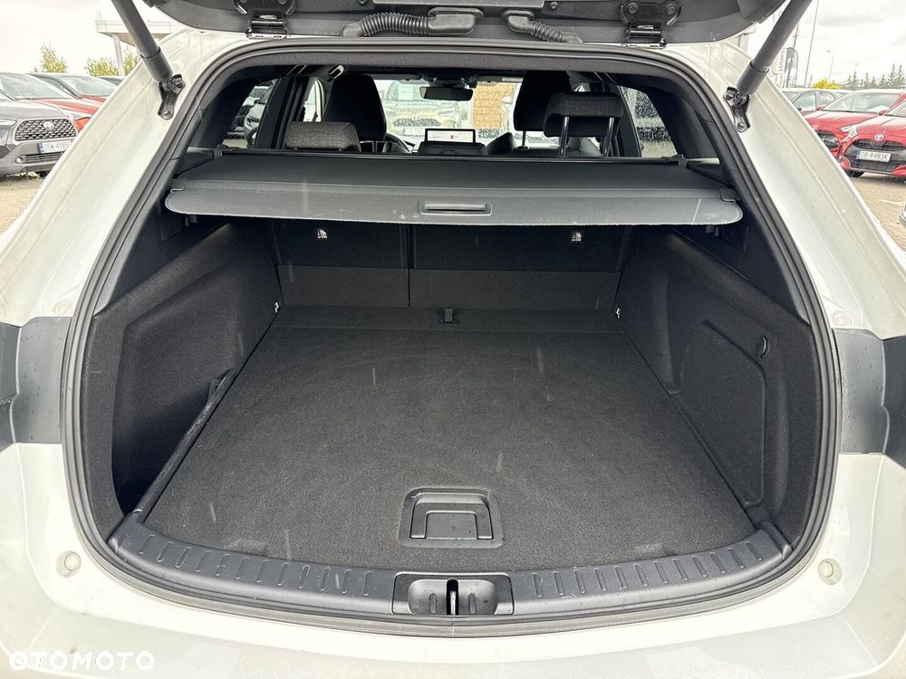 Toyota Corolla 2.0 Hybrid Style - 26