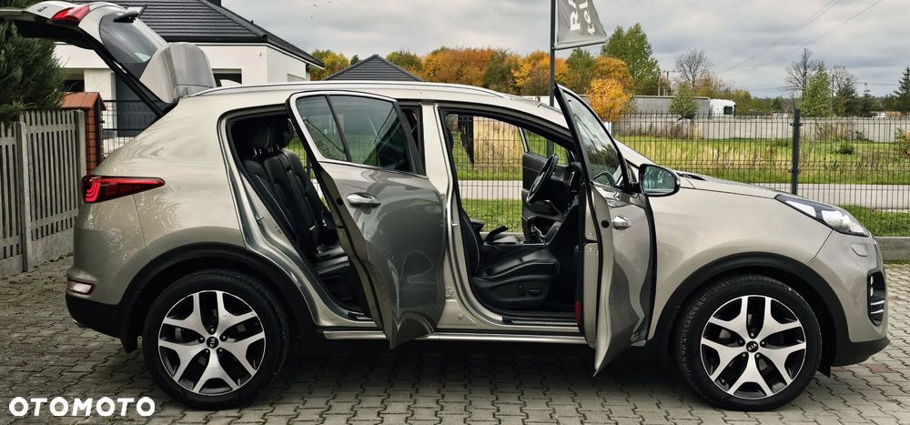 Kia Sportage 2,0 CRDI AWD GT Line - 25