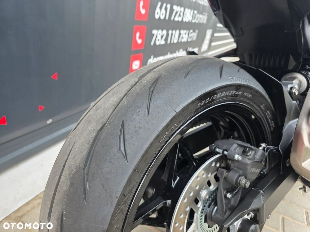 Kawasaki Z 900 - 12