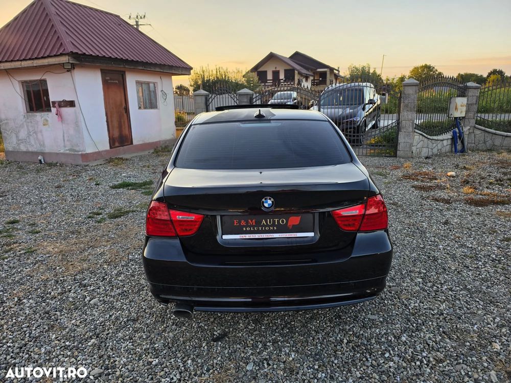 BMW Seria 3 318d DPF Aut. Edition Exclusive - 16