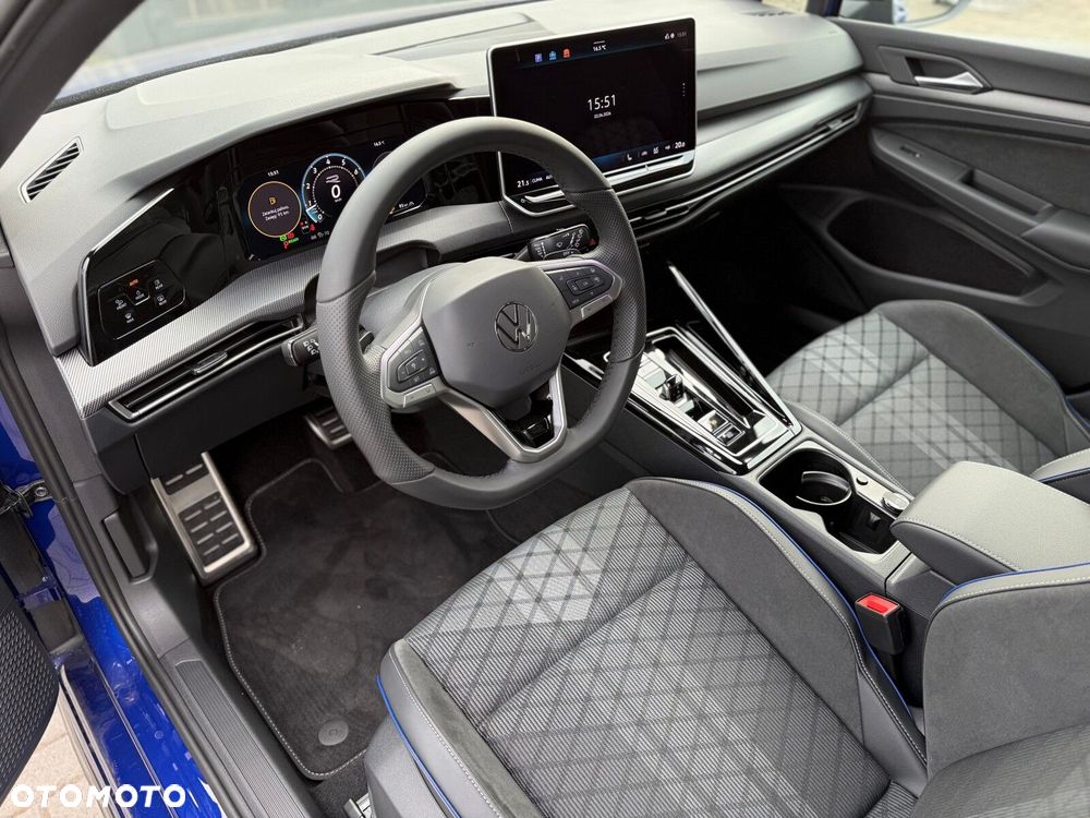 Volkswagen Golf Variant - 24