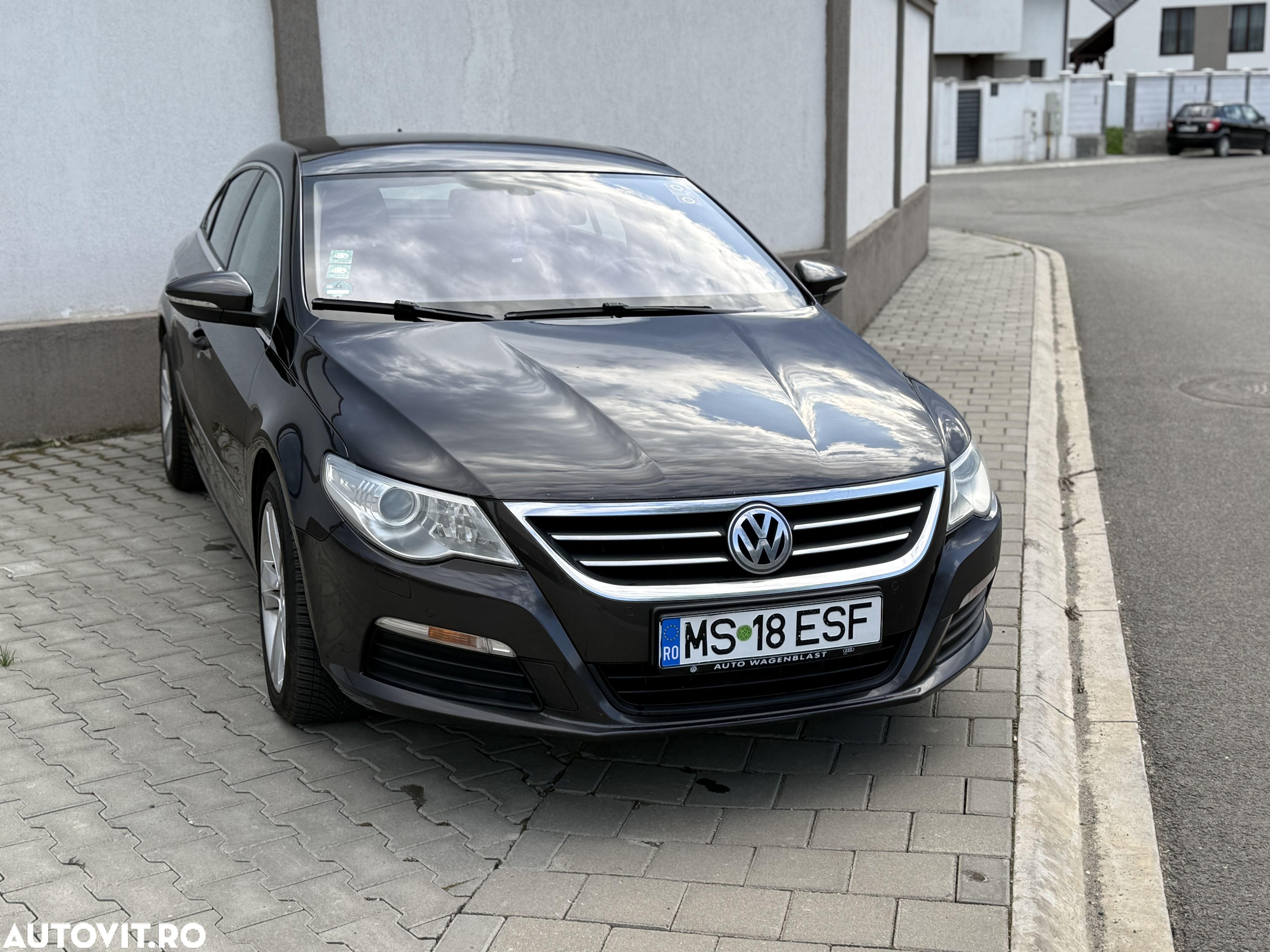 Volkswagen Passat CC 2.0 TDI DSG - 1